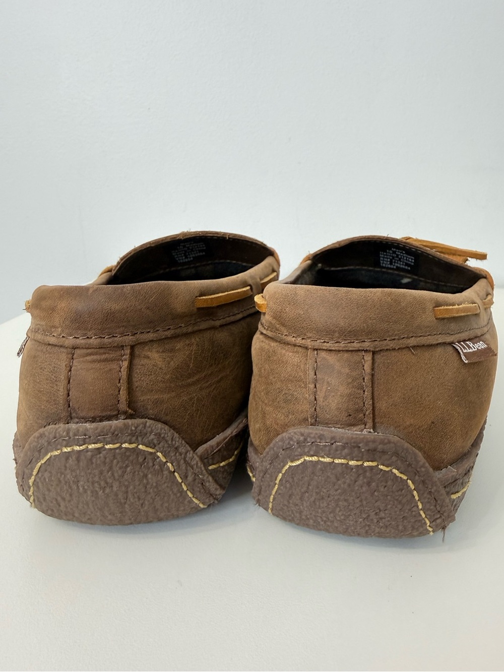 L.L. Bean Brown Hand Sewn Leather Slippers Flannel Lined Men’s Size 10 Classic - Picture 8 of 13